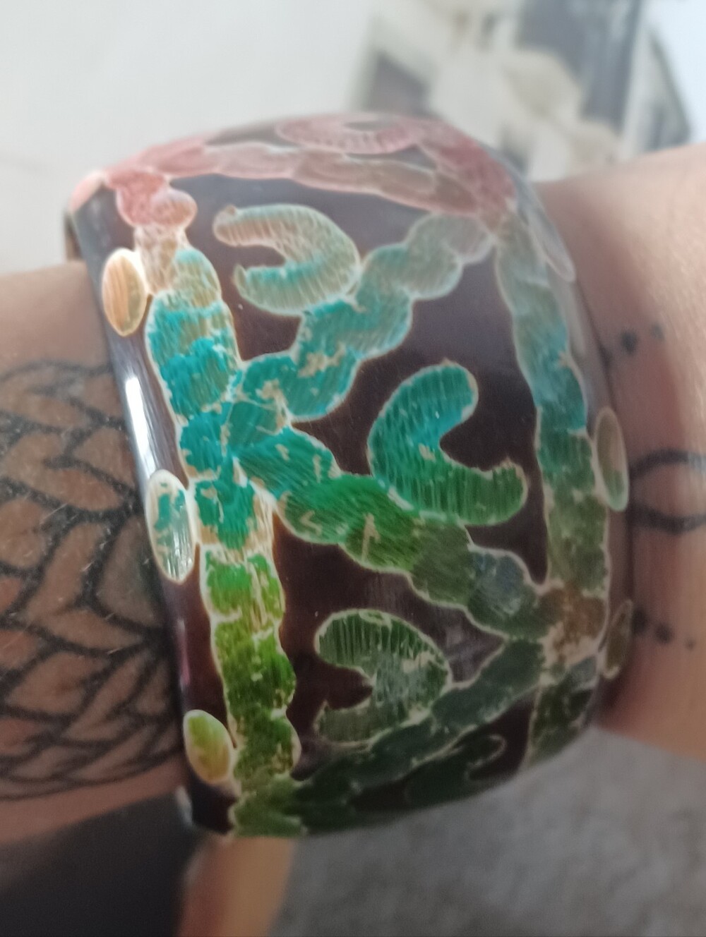 Vintage Bold Carved Relief Domed Bangle Bracelet Pastel Waves